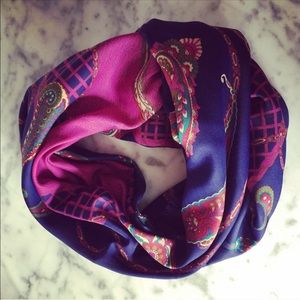 🎉🎉Host Pick🎉🎉Quail & Paisley Scarf from Italy